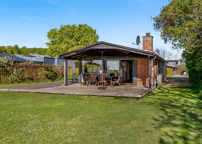 Сasa de vacaciones Orn - 5m From The Sea By Interhome *