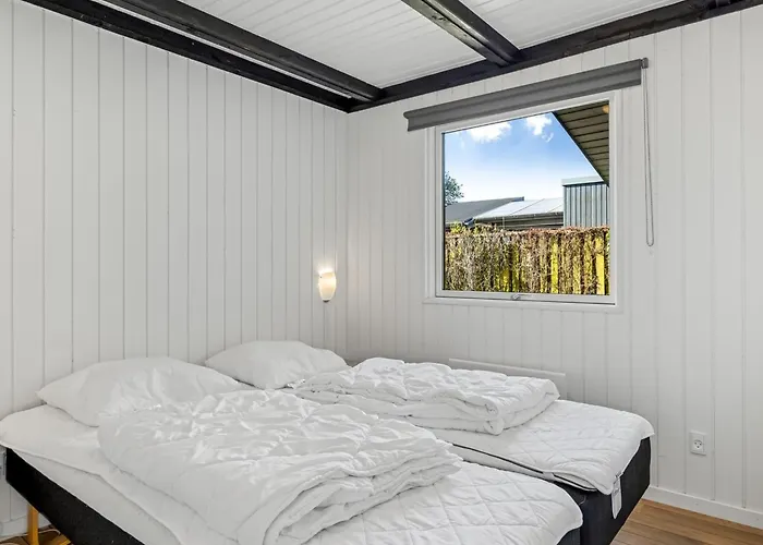 Сasa de vacaciones Orn - 5m From The Sea By Interhome Binderup Strand